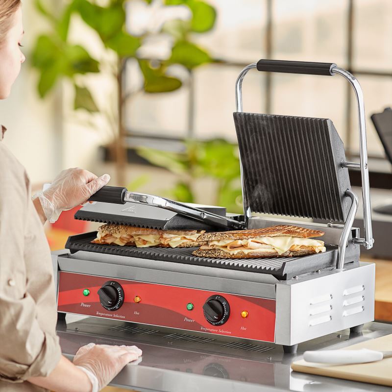 Tost Makineleri